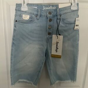 Brand New Stretch Jean Shorts Sz 6 Tags Attached